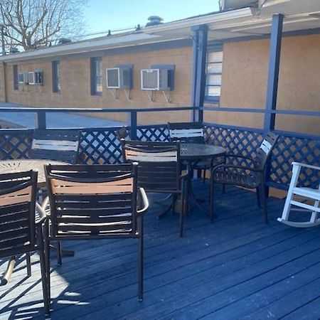 Andy Griffith Parkway Inn Mount Airy Εξωτερικό φωτογραφία