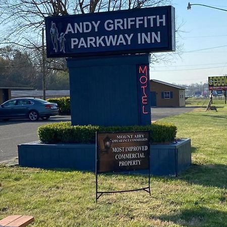 Andy Griffith Parkway Inn Mount Airy Εξωτερικό φωτογραφία